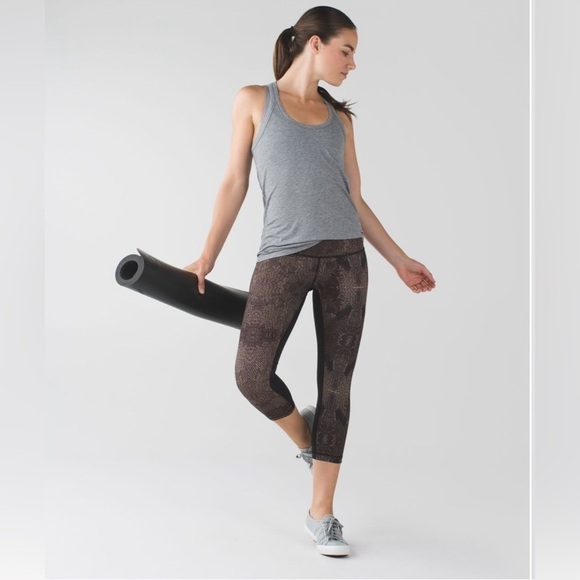 Lululemon Wunder Under Crop II *Full On Luon! RARE! - Picture 1 of 10